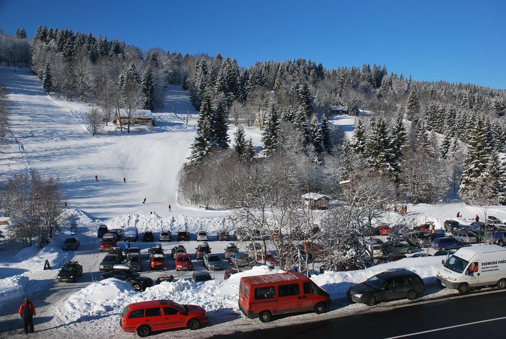 Apartmany Base Camp Železná Ruda Eksteriør bilde